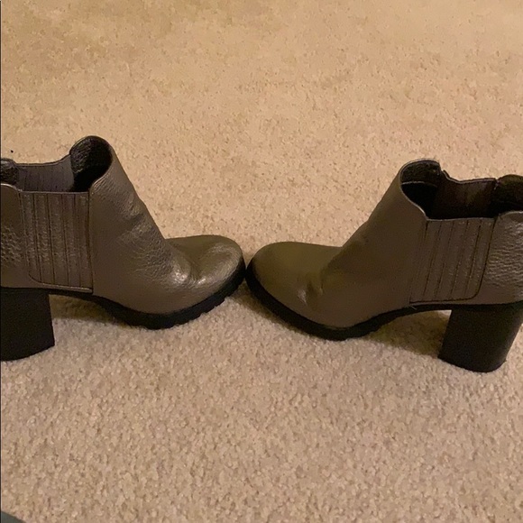 Metallic Booties - Picture 4 of 5